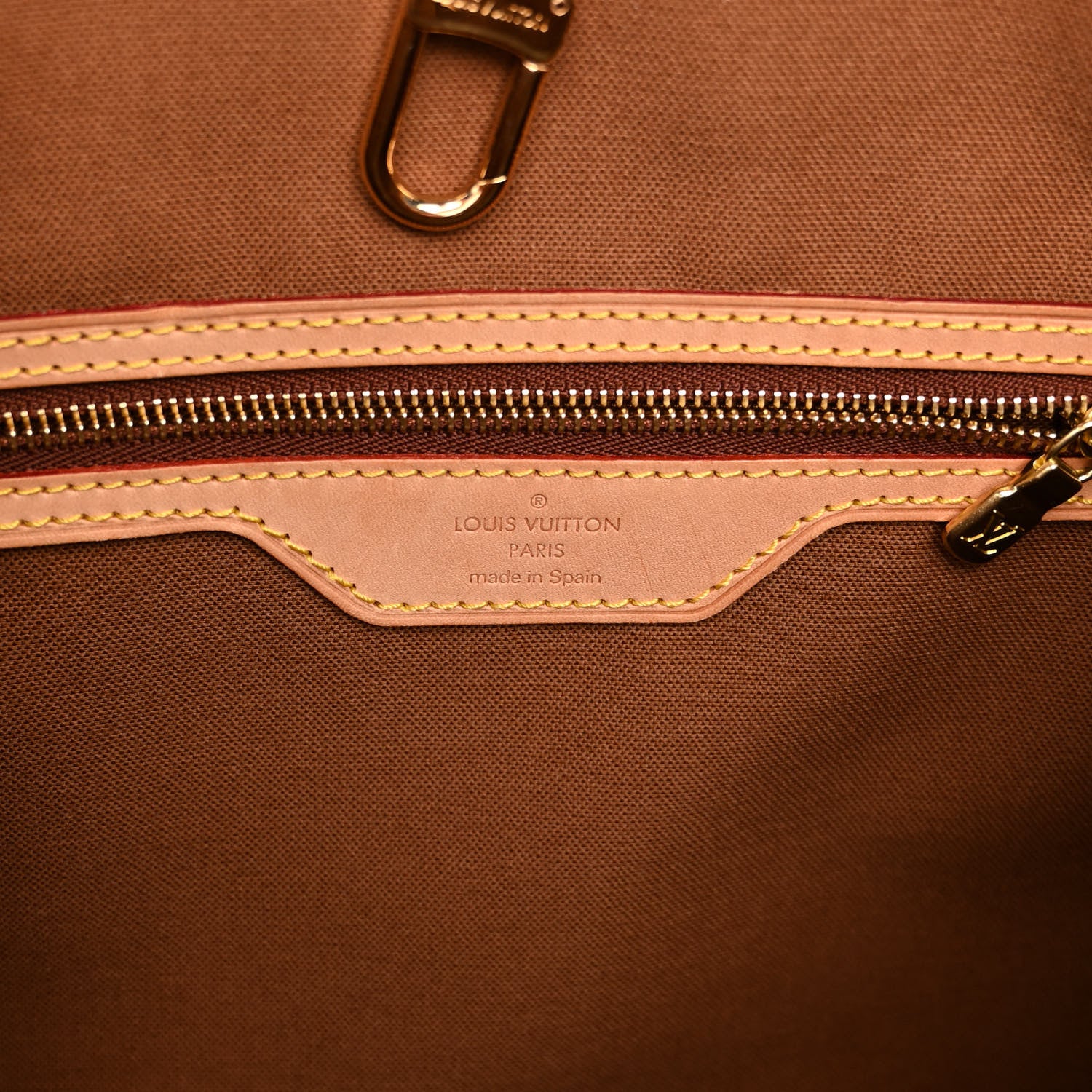 Louis Vuitton LOUIS VUITTON Monogram Batignolles Vertical 15 of 19