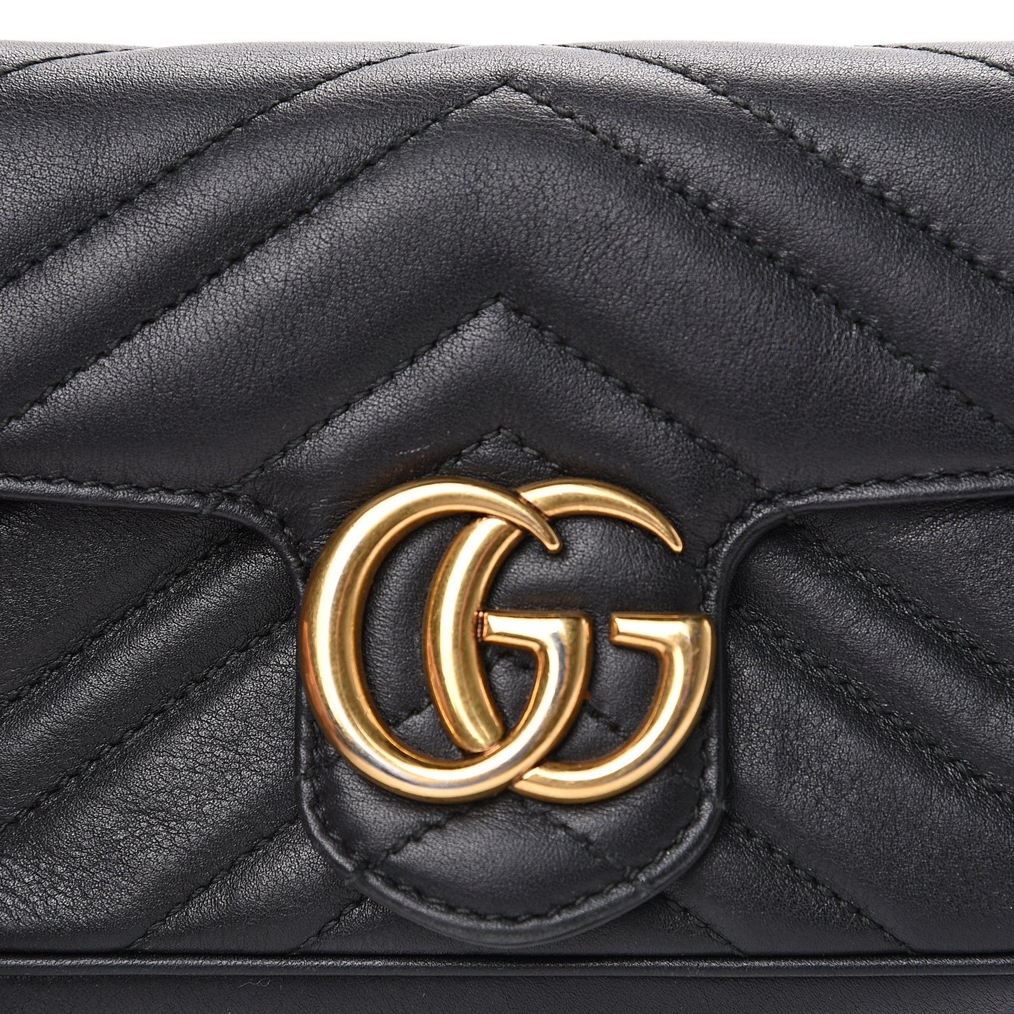 Calfskin Matelasse Super Mini GG Marmont Shoulder Bag Black