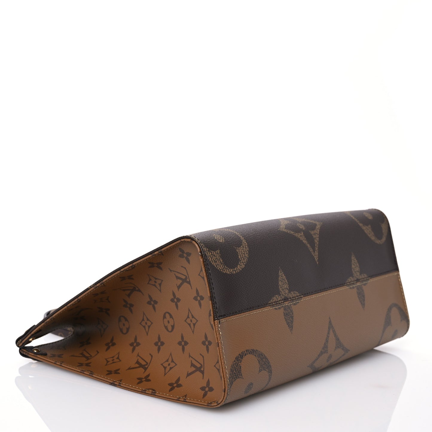 Reverse Monogram Giant Onthego MM