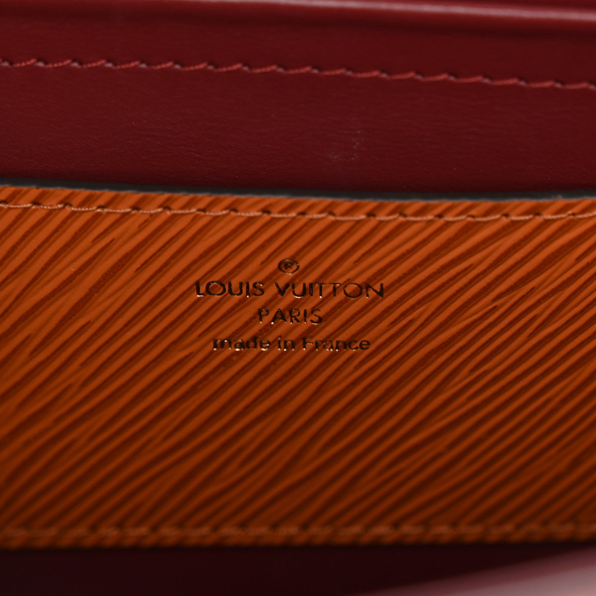 Epi Twist Shoulder Bag MM Gold Cipango