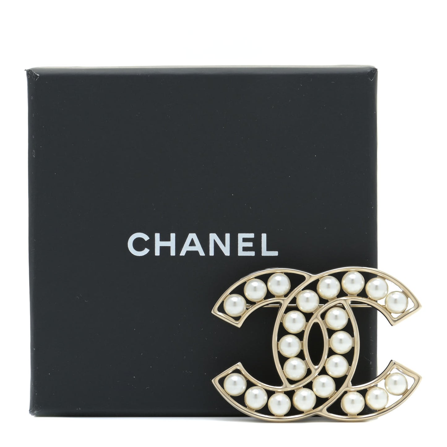 CC Pearl Brooch Pin Gold