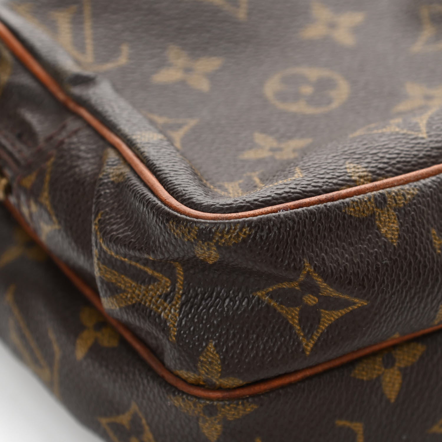 Louis Vuitton Monogram Amazone PM 8 of 20