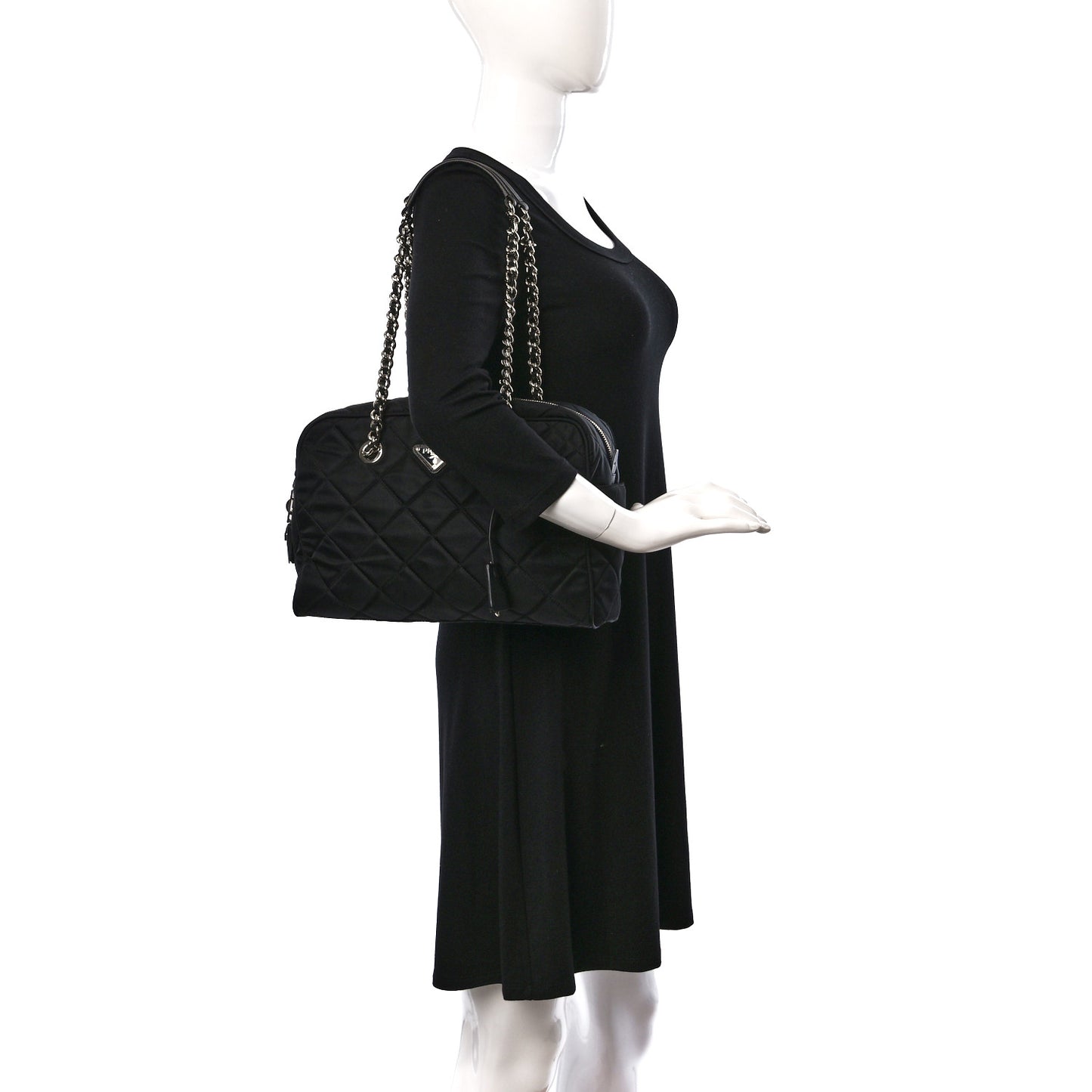 Nylon Tessuto Impuntu Quilted Shoulder Bag Black