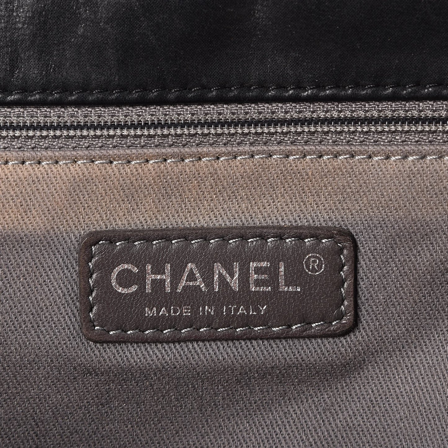 Iridescent Calfskin Glint Accordion Flap Black