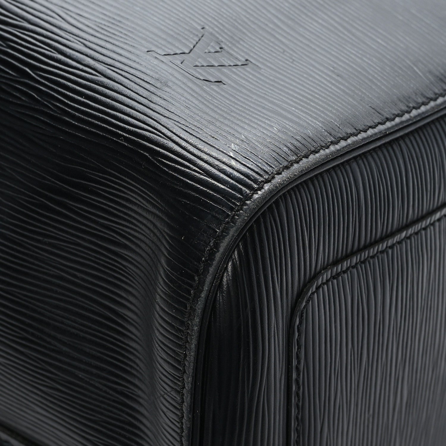 Louis Vuitton Epi Keepall 45 Black 9 of 11