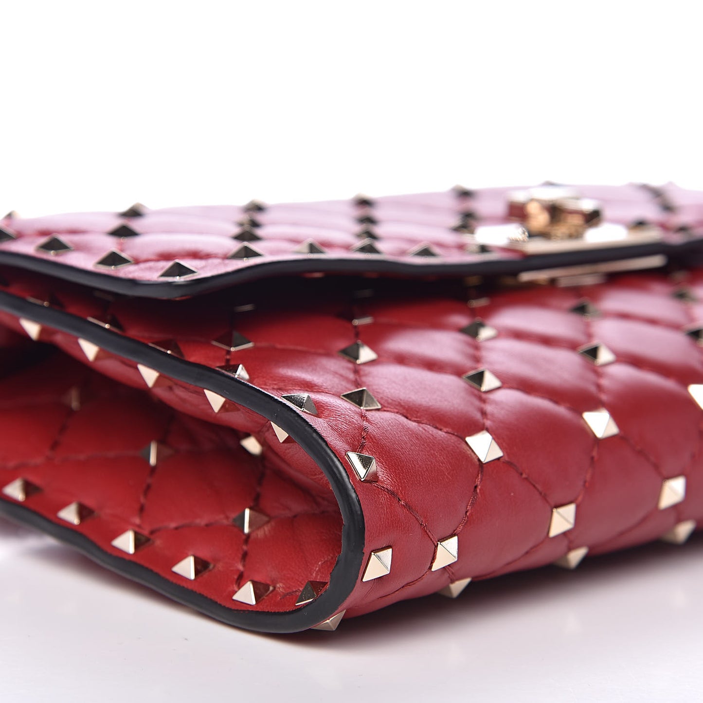 Nappa Rockstud Spike Wallet on Chain Rubino