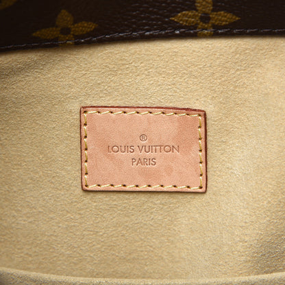 Louis Vuitton Monogram Artsy MM 7 of 9