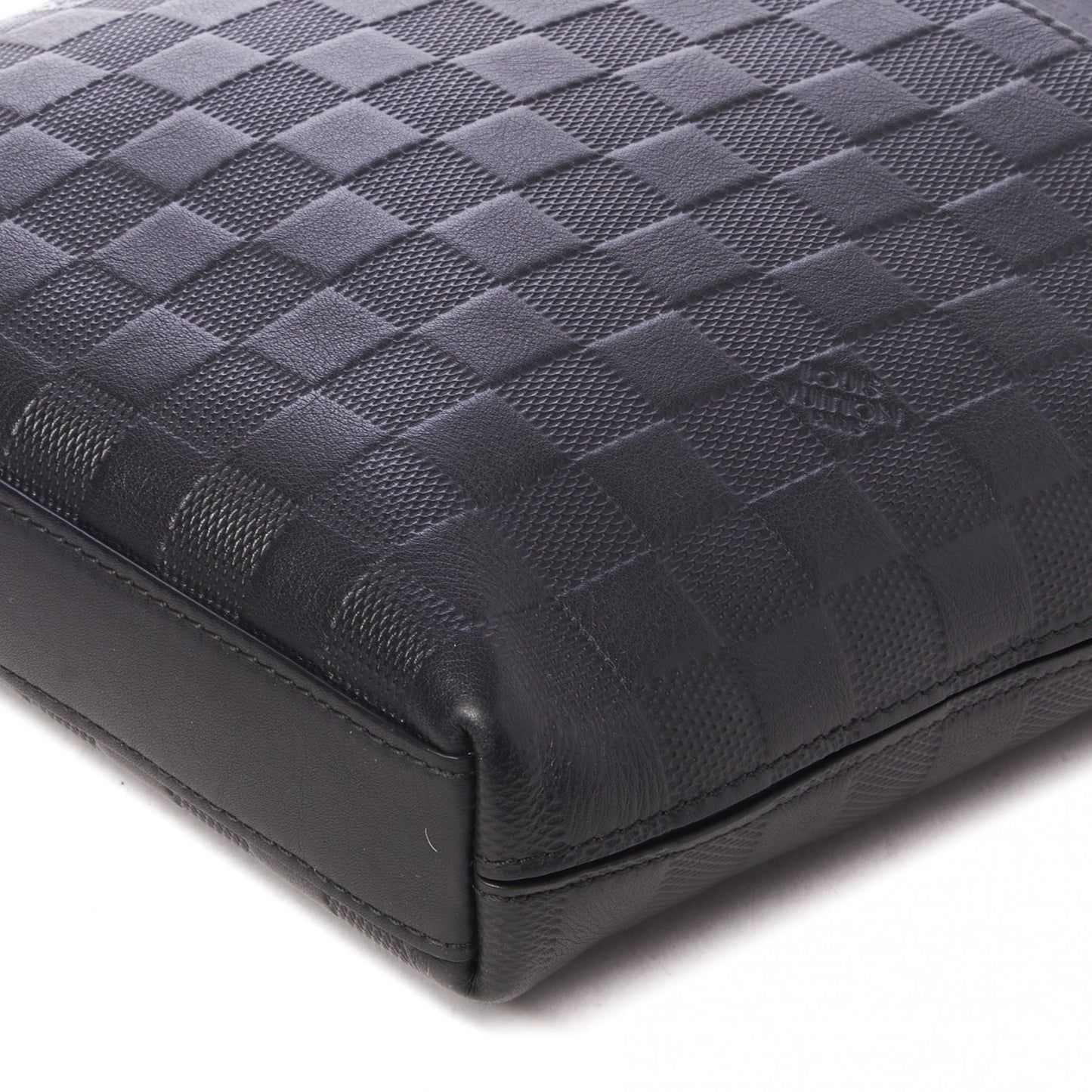 Damier Infini District Pochette Onyx