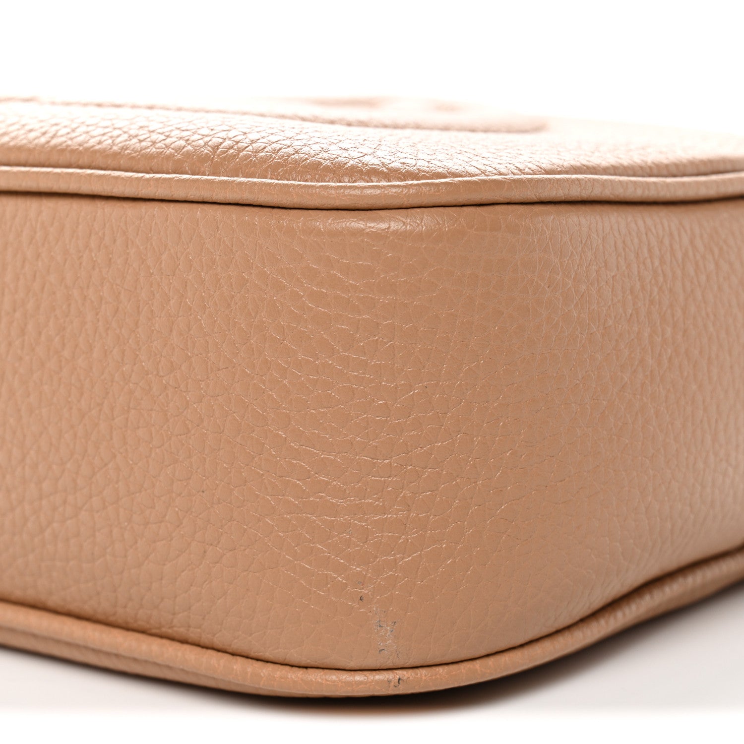 Gucci Pebbled Calfskin Small Soho Disco Bag Camelia 10 of 10