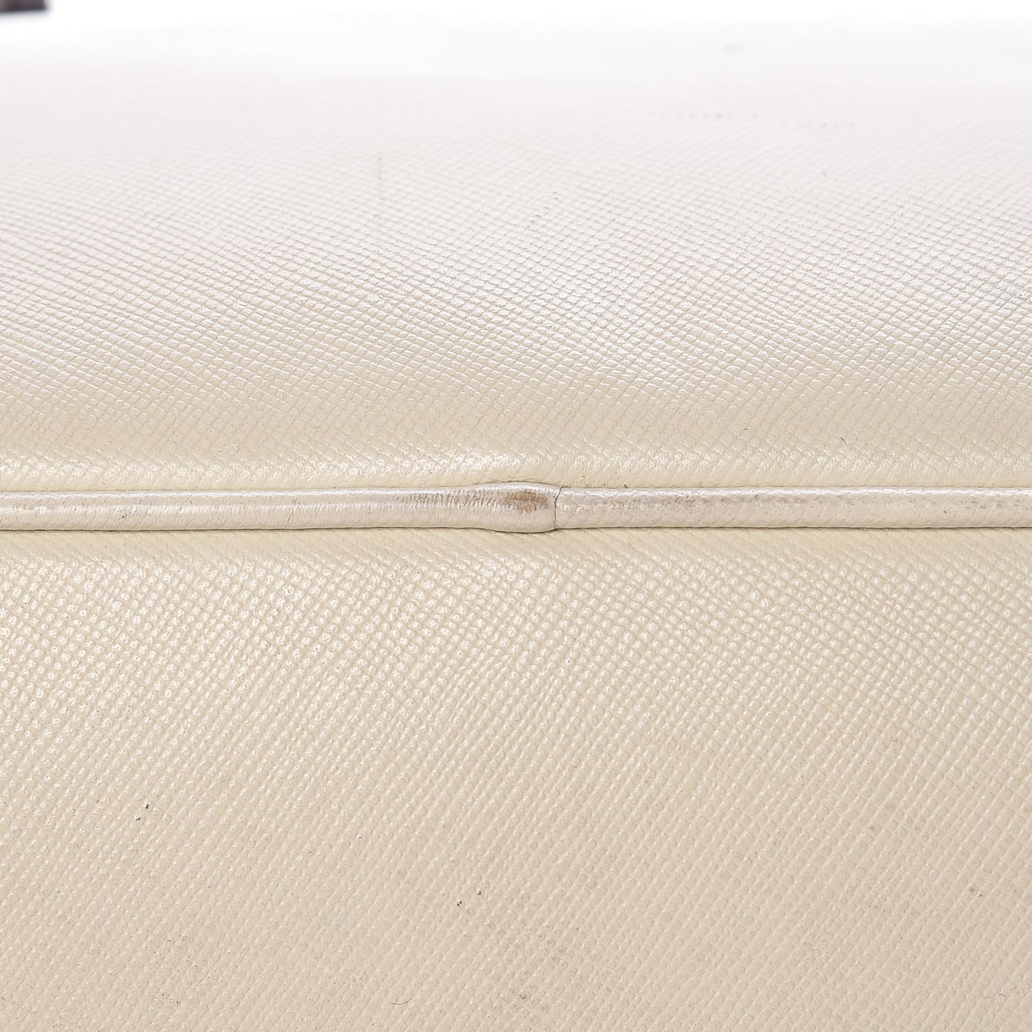 Saffiano Lux Tote Bowler Talco