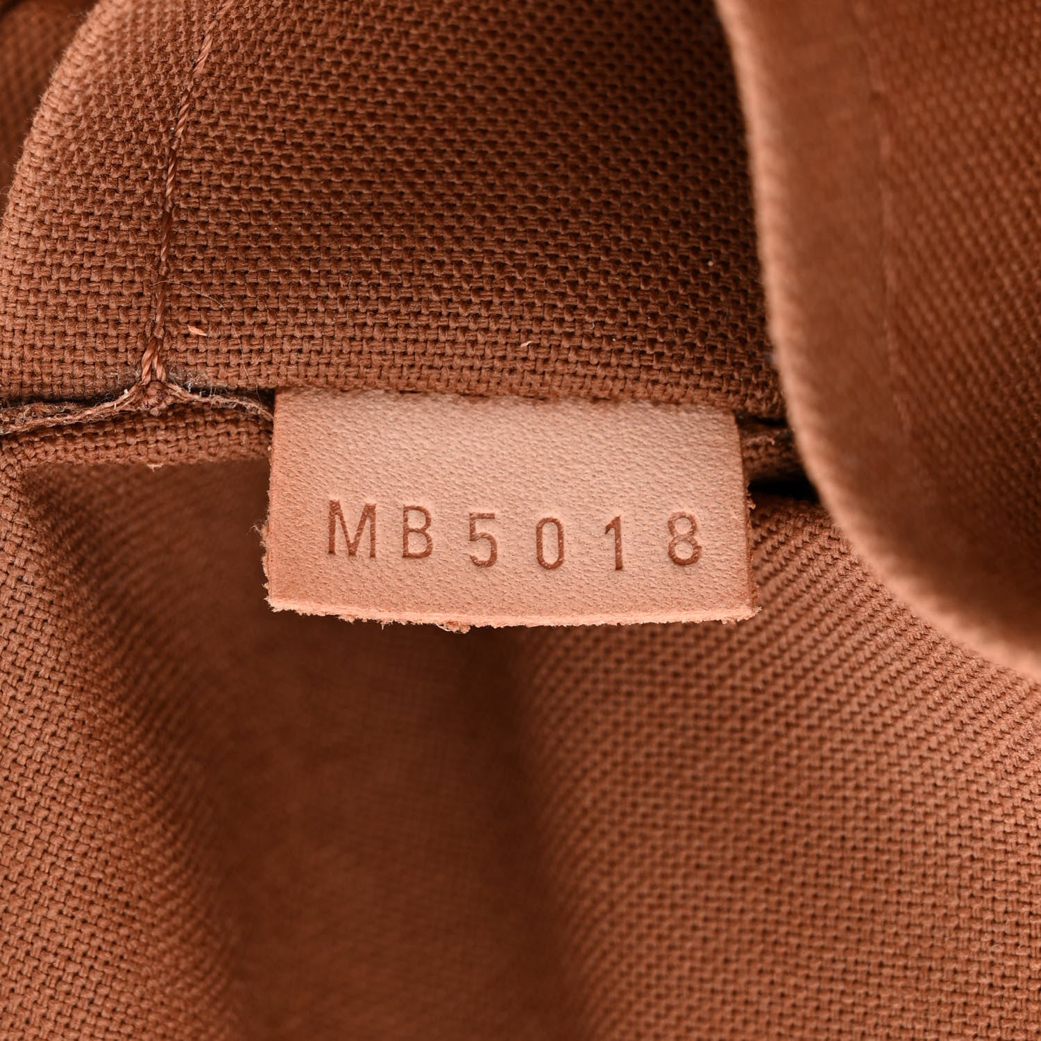 Louis Vuitton Monogram Tivoli GM 7 of 10