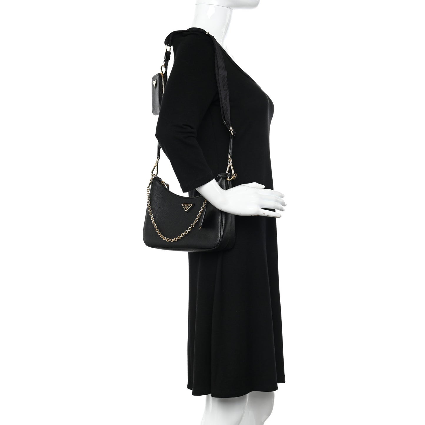 Saffiano Lux Re-Edition 2005 Shoulder Bag Black