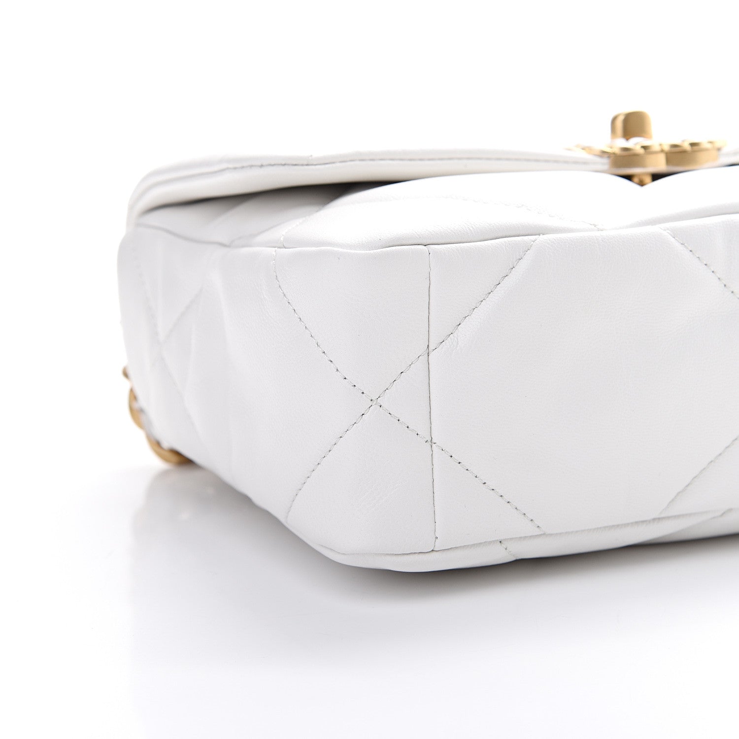 Chanel Goatskin Quilted Medium 19 Flap White 8 of 10