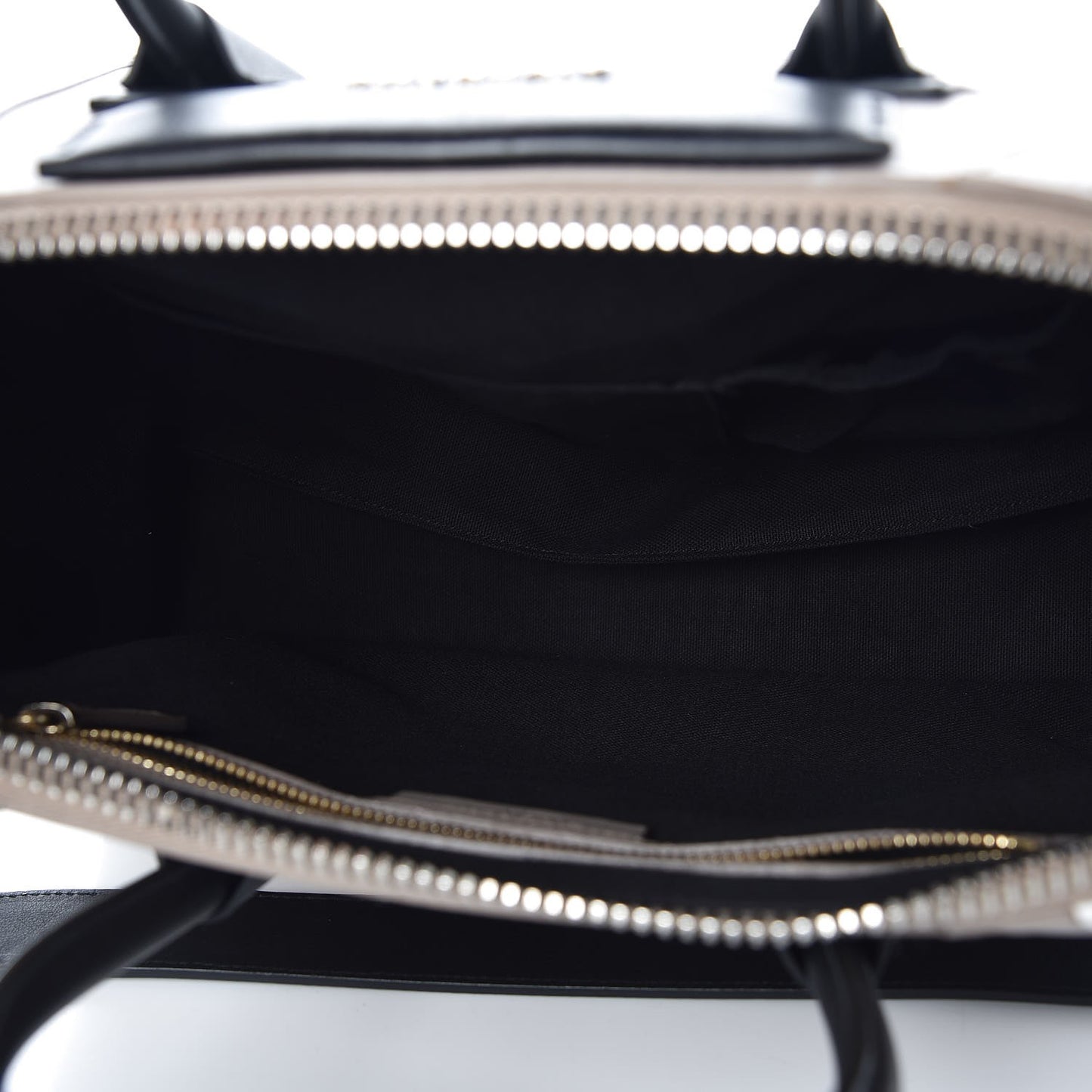 Calfskin Medium Tri-Color Antigona Beige Black White