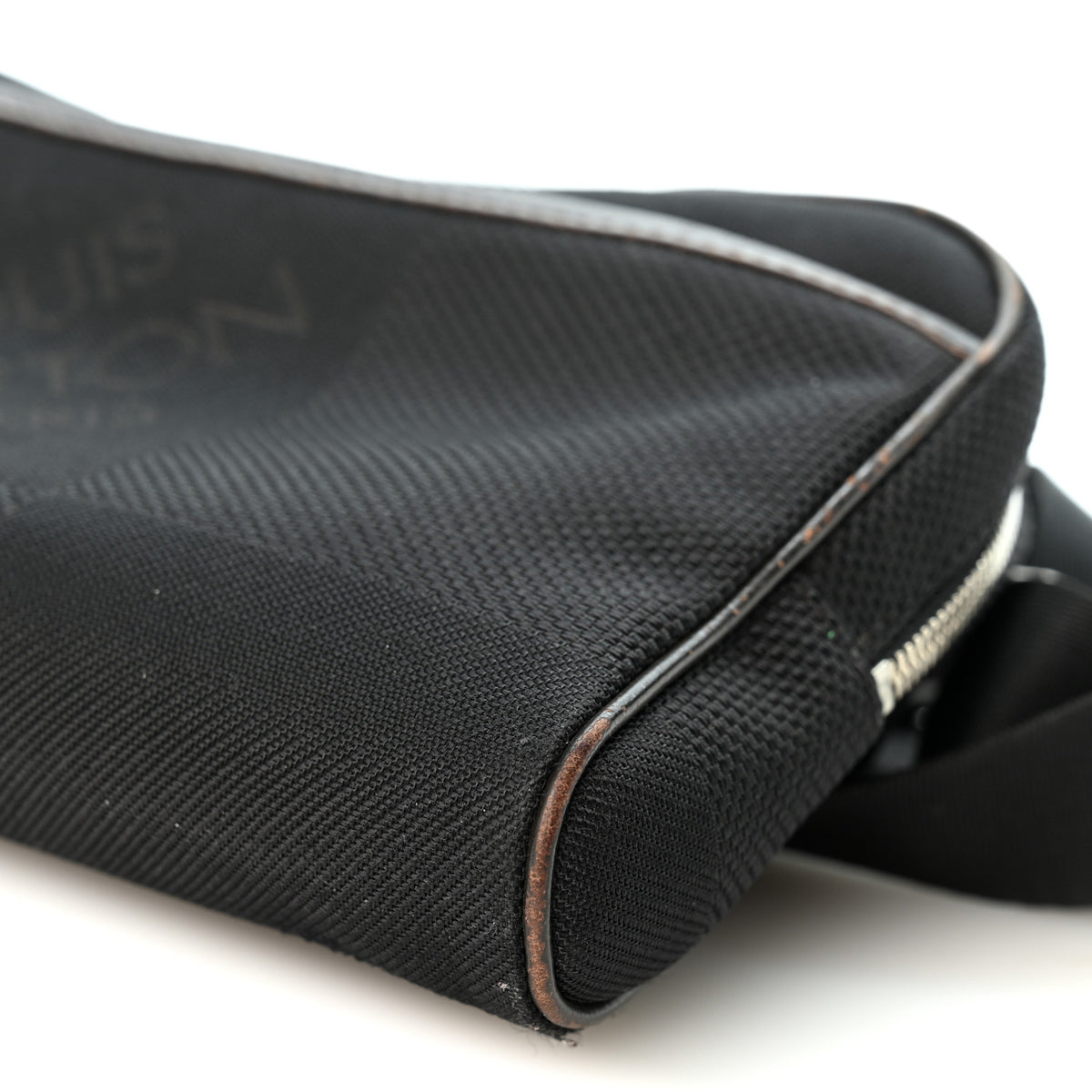 Louis Vuitton Damier Geant Acrobat Black 11 of 12