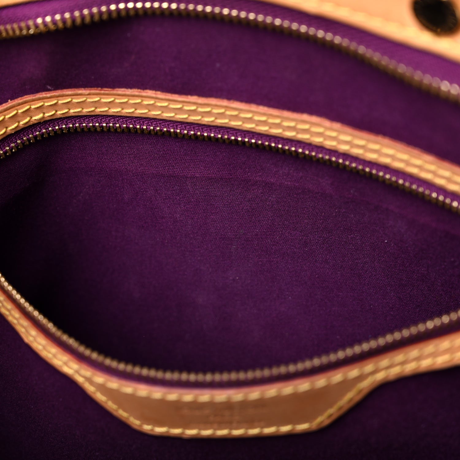 Louis Vuitton Vernis Brea MM Amethyste 10 of 29