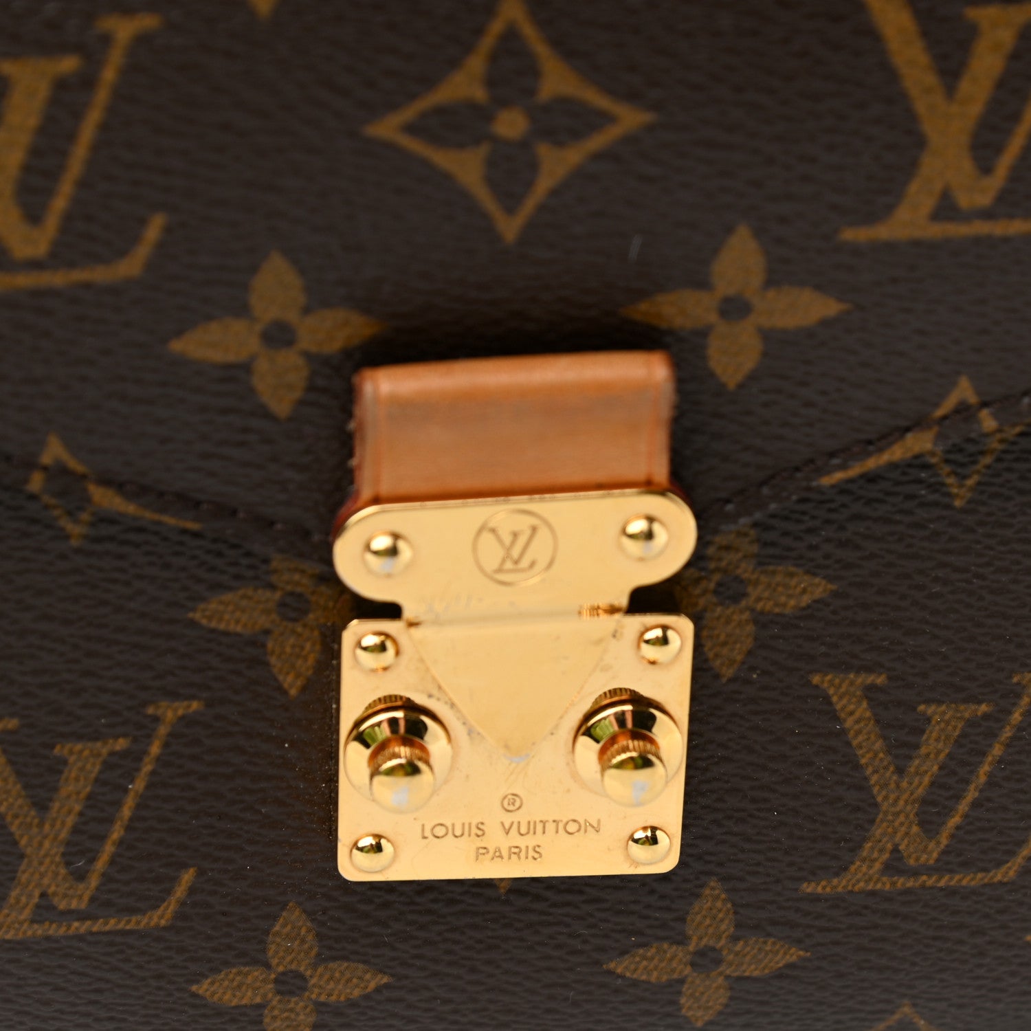 Louis Vuitton Monogram Metis 6 of 12