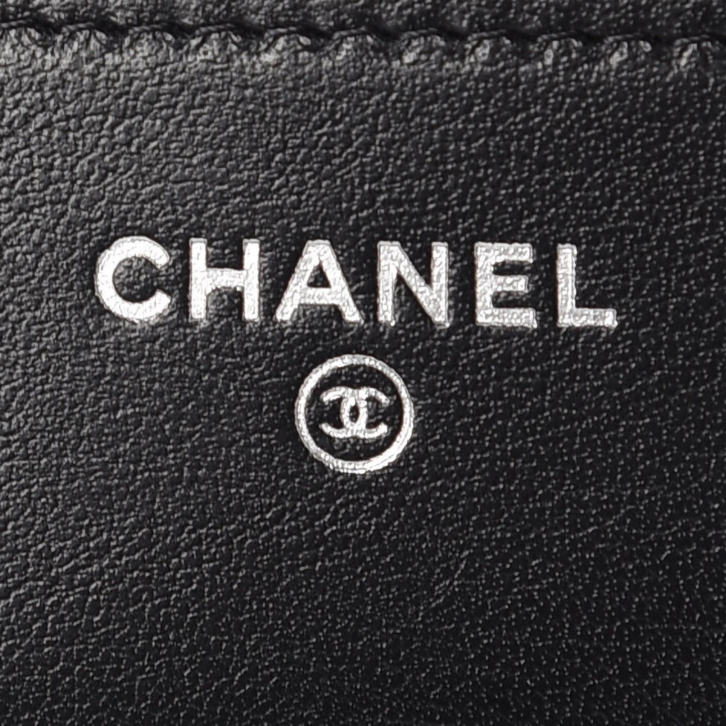Lambskin Camellia Embossed Wallet On Chain WOC Black
