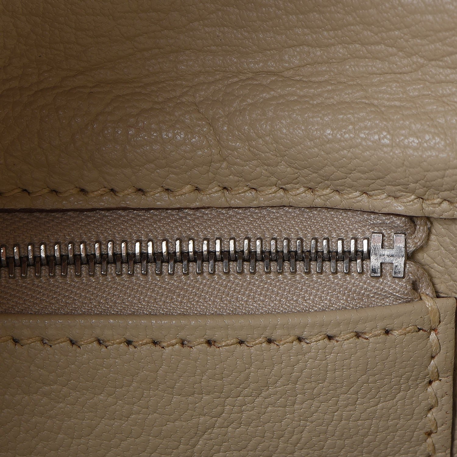Hermes Taurillon Clemence Birkin 35 Parchemin 10 of 56