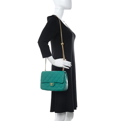 Chanel Caviar Quilted Sweetheart Flap Green 3 of 11