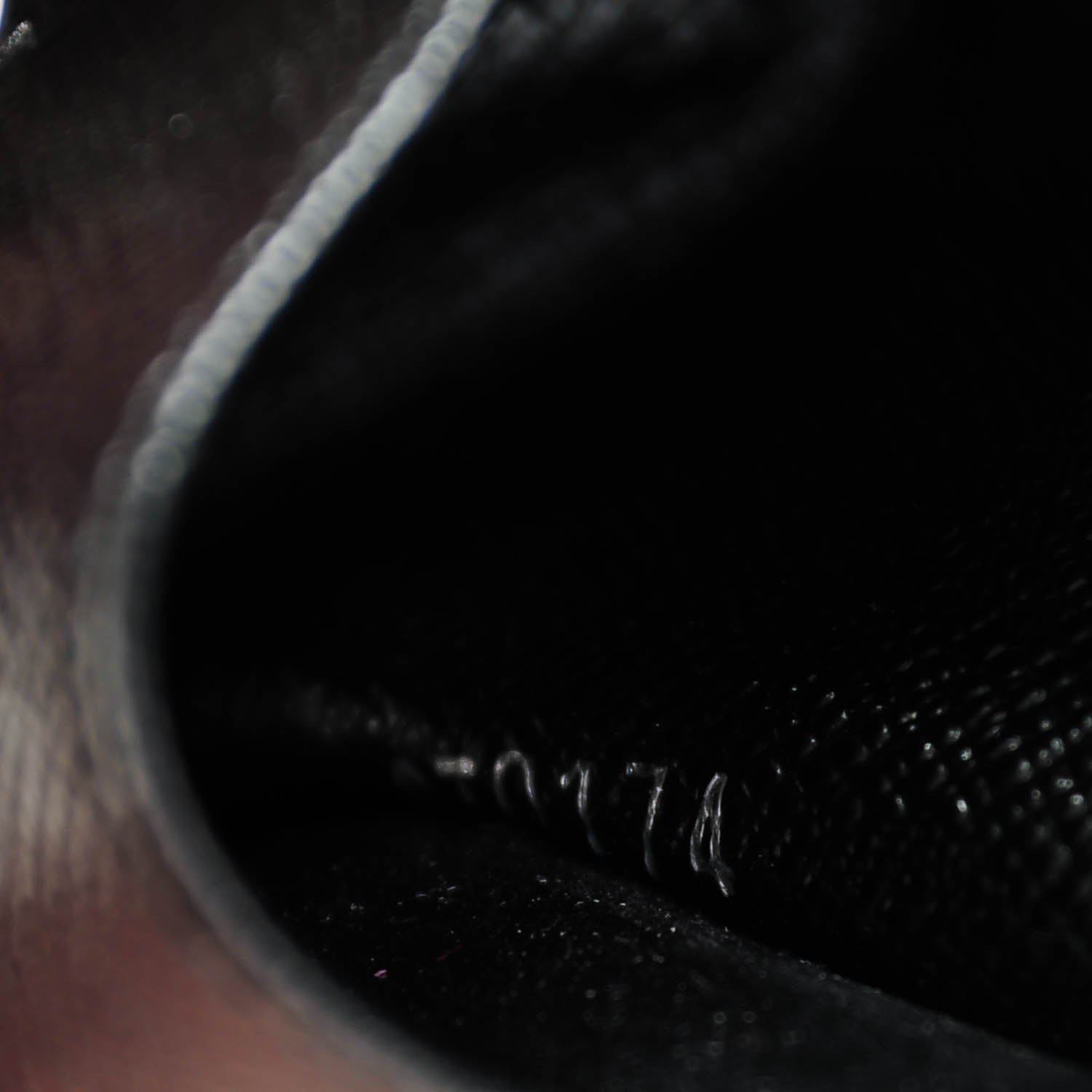 Louis Vuitton Taiga 6 Key Holder Multicles Ardoise 6 of 7