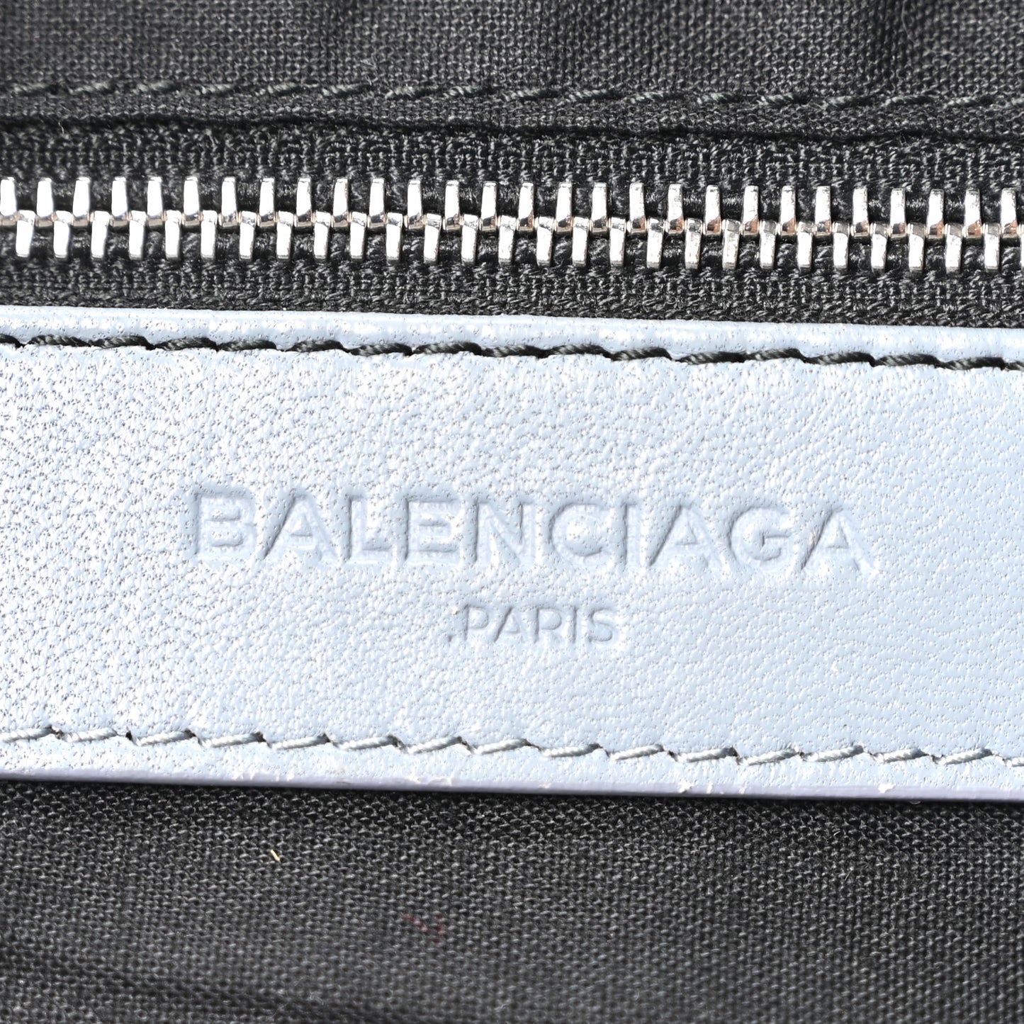 Chevre Silver Metallic Edge Hardware Velo Gris Acier