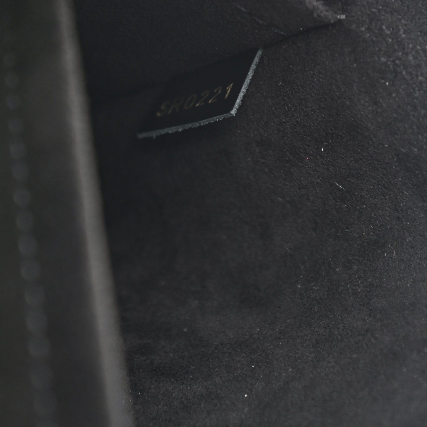 Calfskin Since 1854 Embroidered Twist MM Black