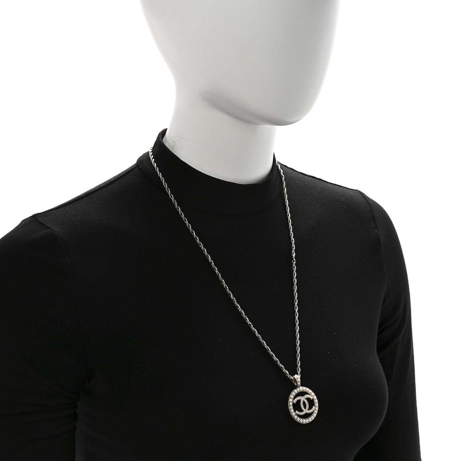 Chanel Pearl CC Round Pendant Necklace Gold 2 of 6