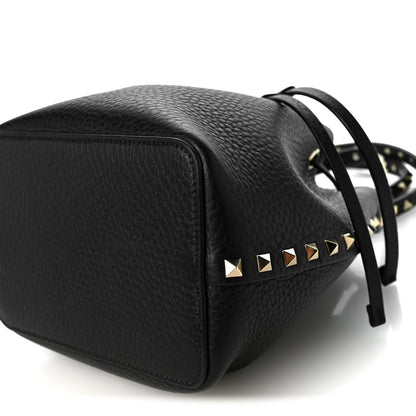 Valentino Garavani Grained Calfskin Rockstud Bucket Bag Black 9 of 9