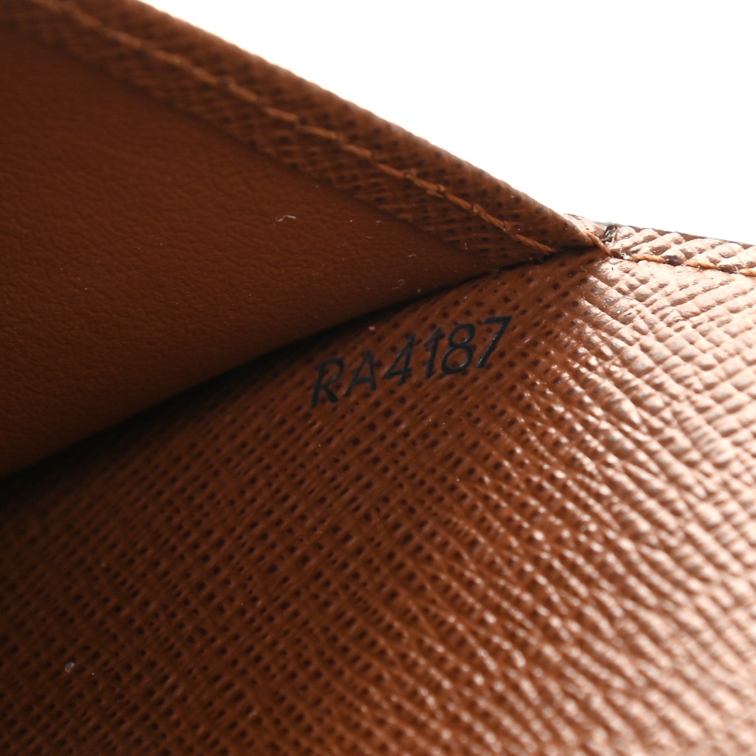 Louis Vuitton Monogram Medium Ring Agenda Cover 7 of 7
