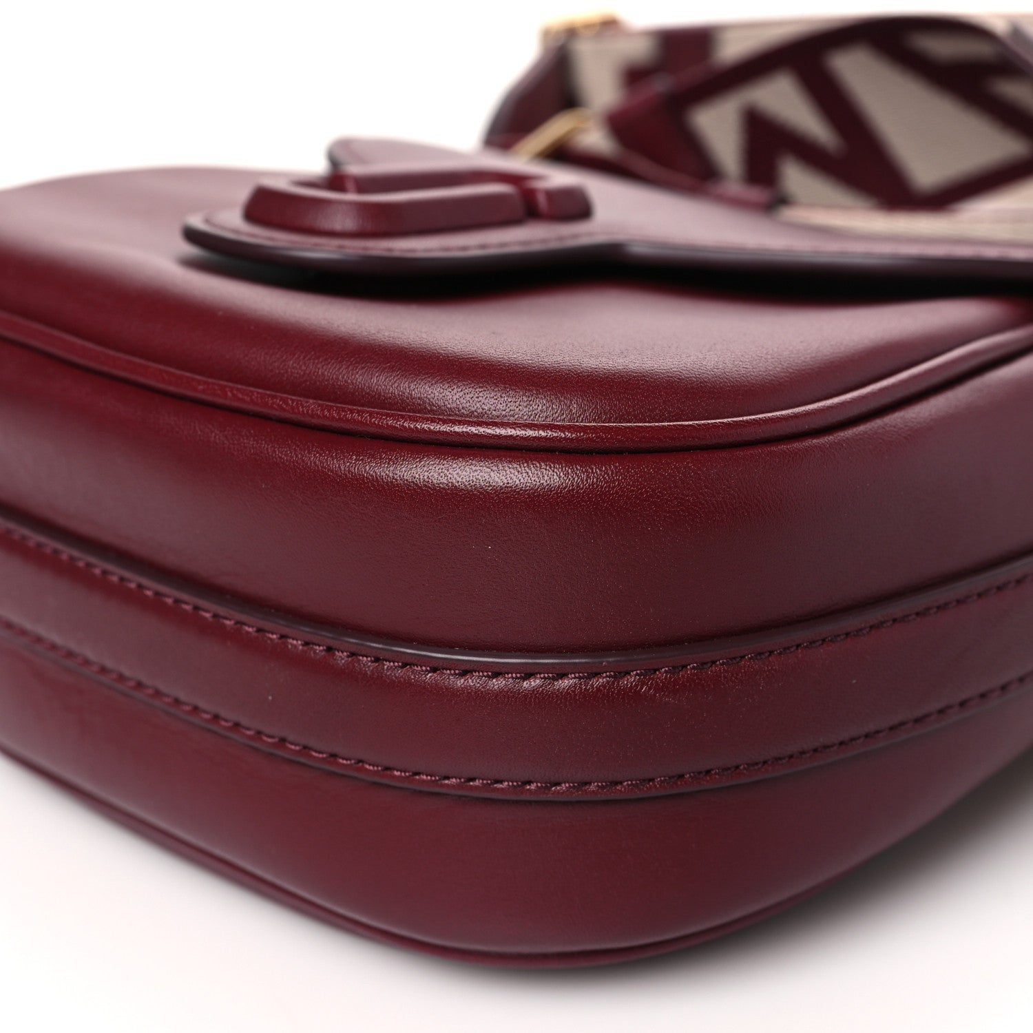 Marc Jacobs Calfskin Medium The J Marc Saddle Cherry 10 of 10