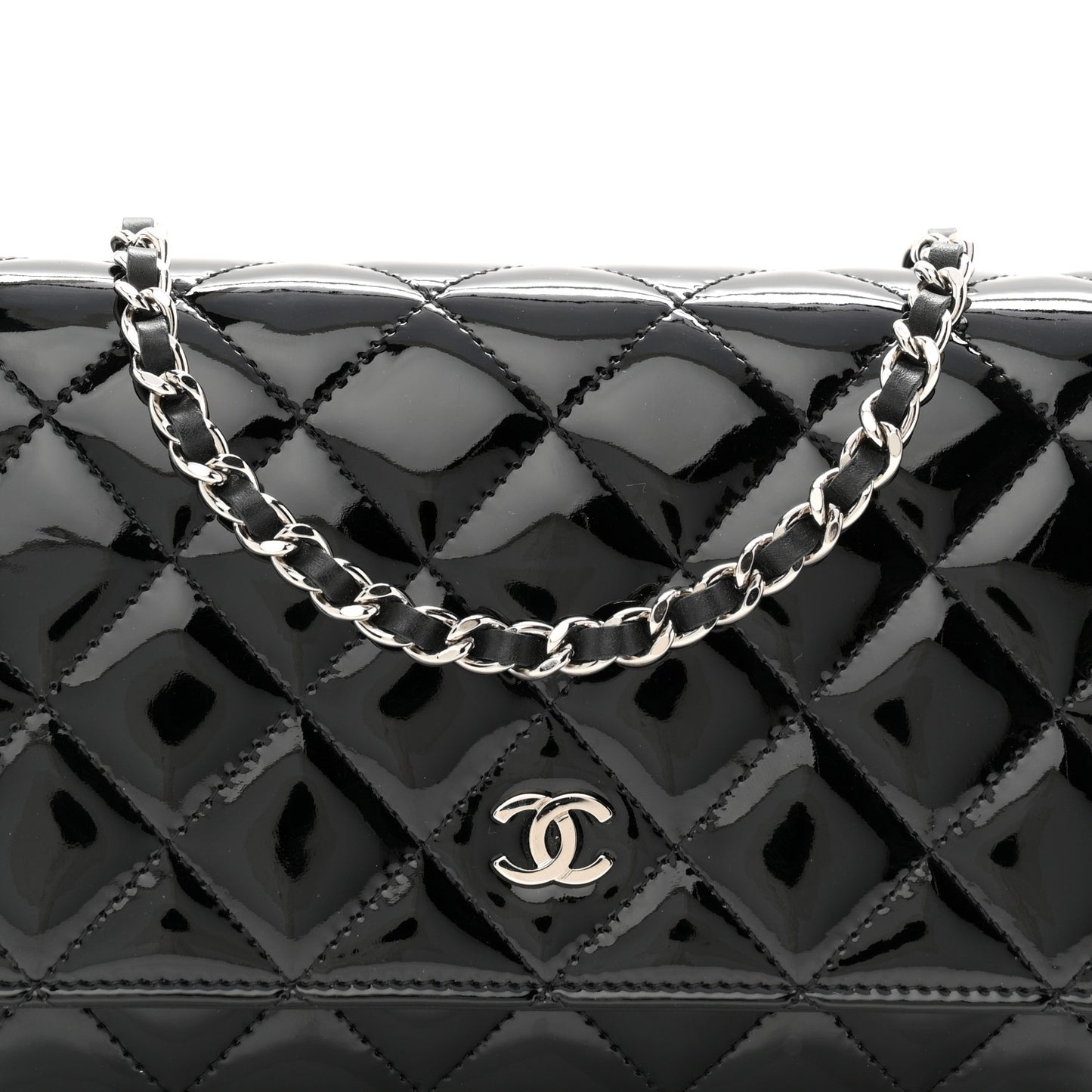 Patent Quilted Wallet On Chain WOC Black