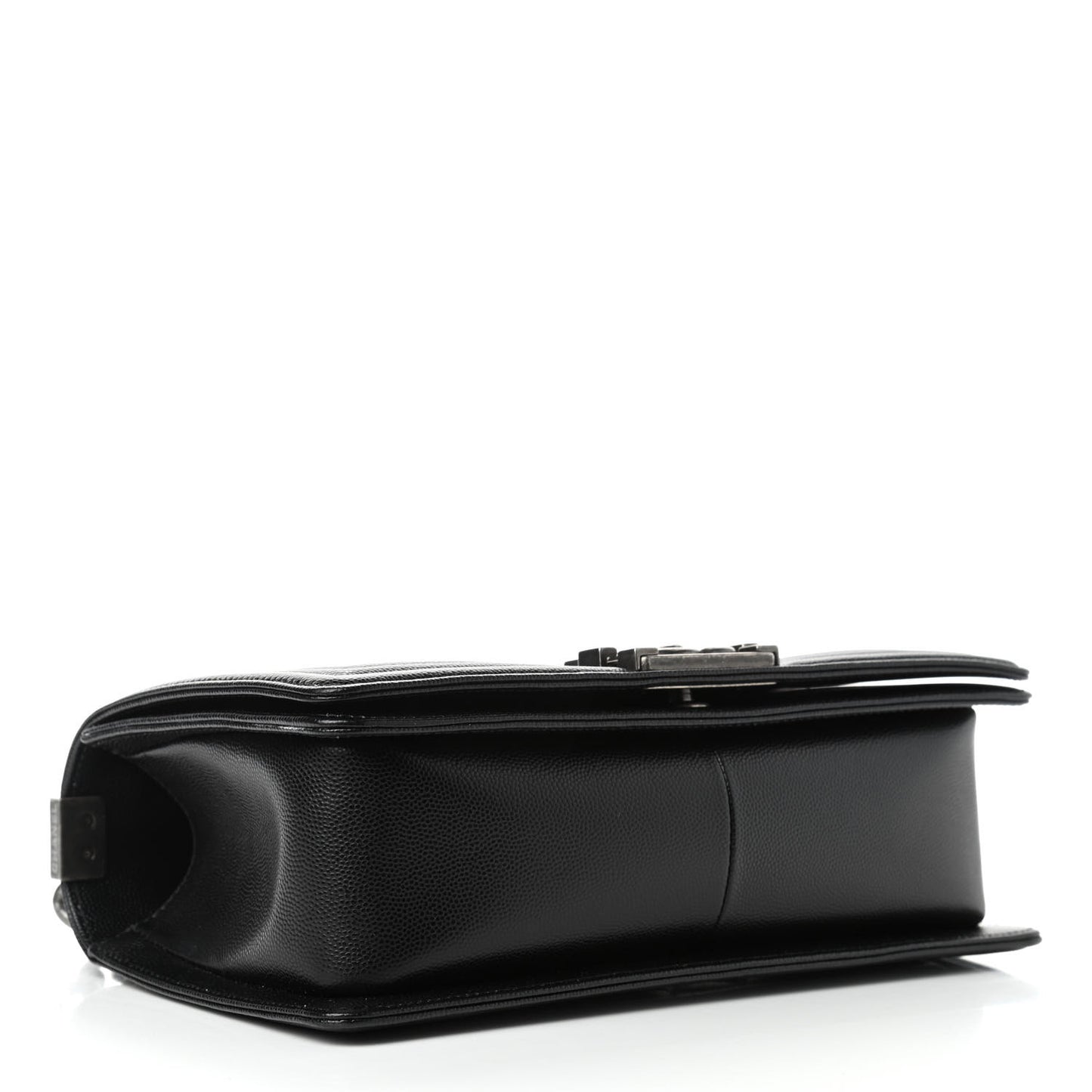 Caviar Quilted Medium Boy Flap Black