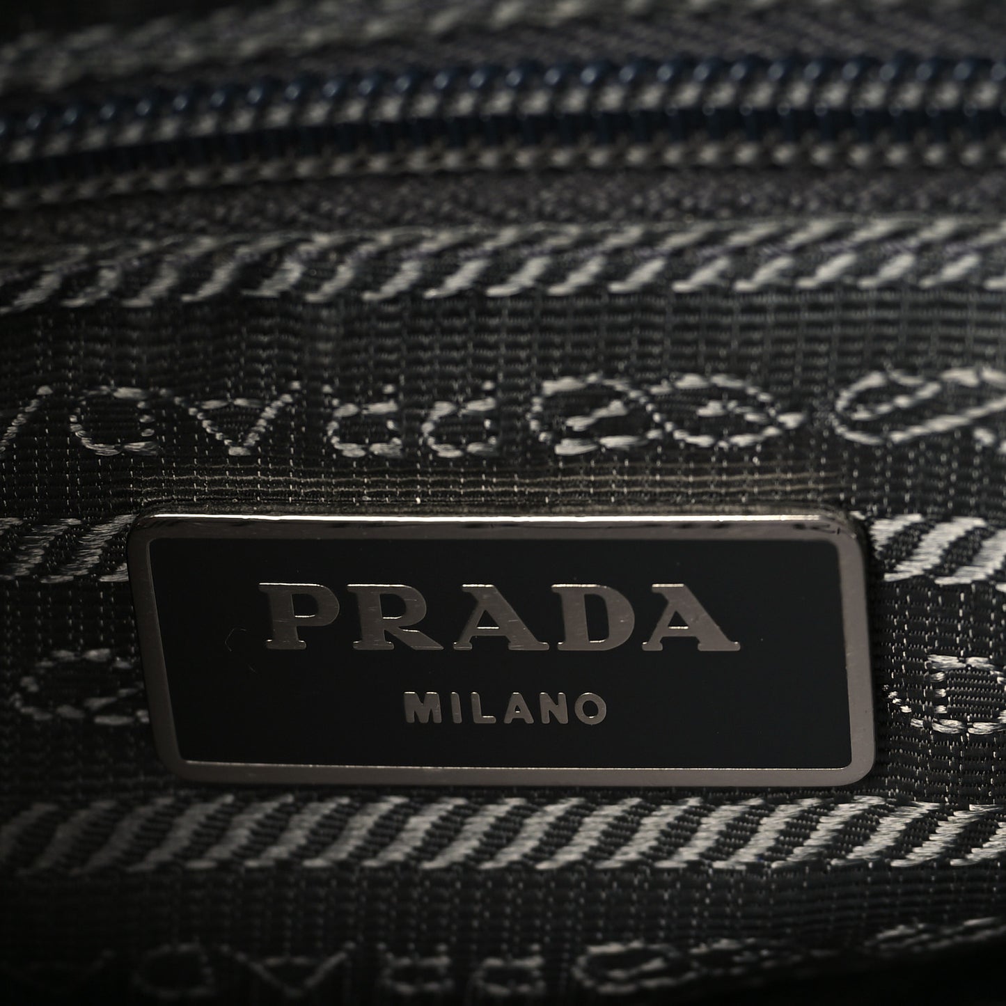 Tessuto Nylon Saffiano Vela Messenger Bag Bosco