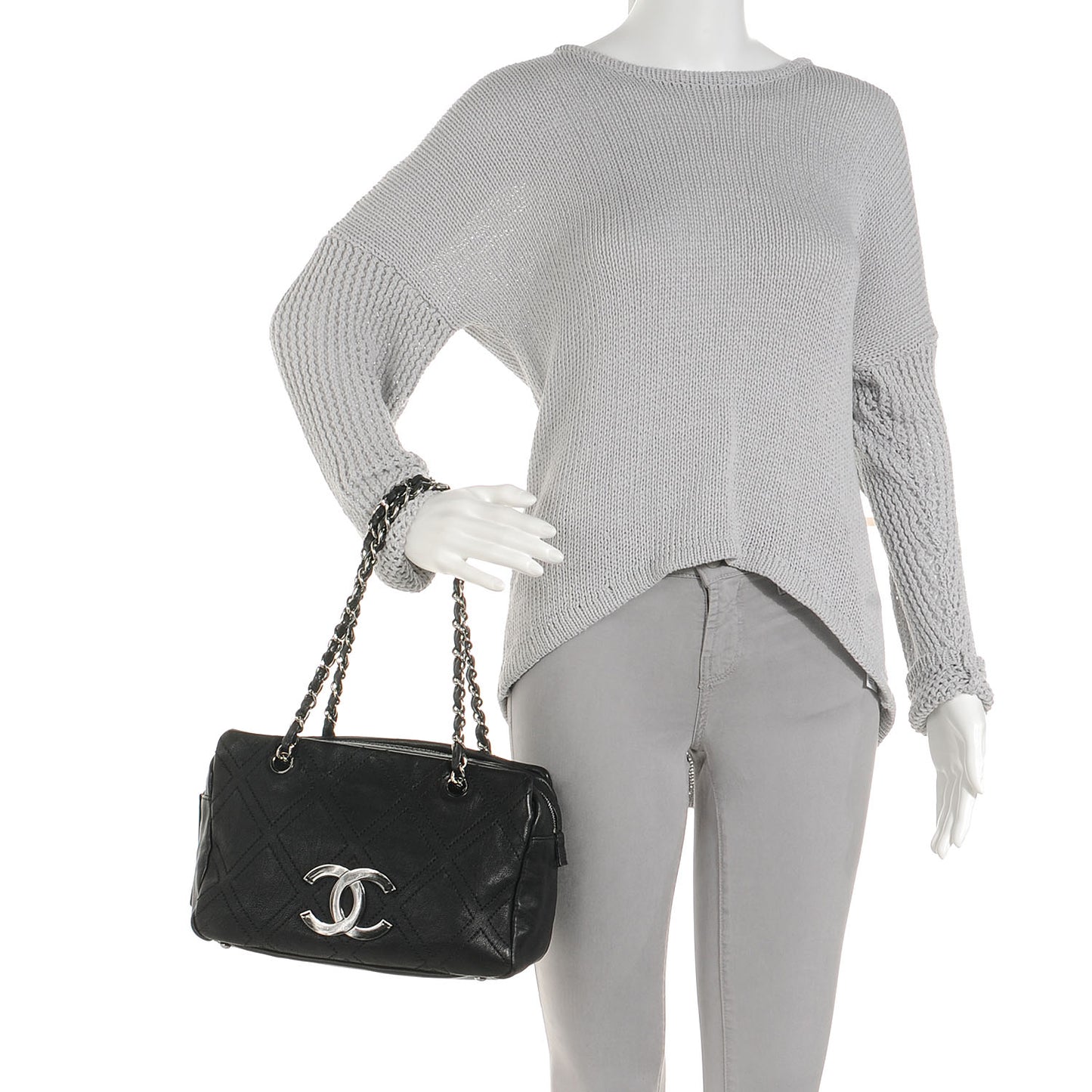 Calfskin Small Diamond Stitch Tote Black