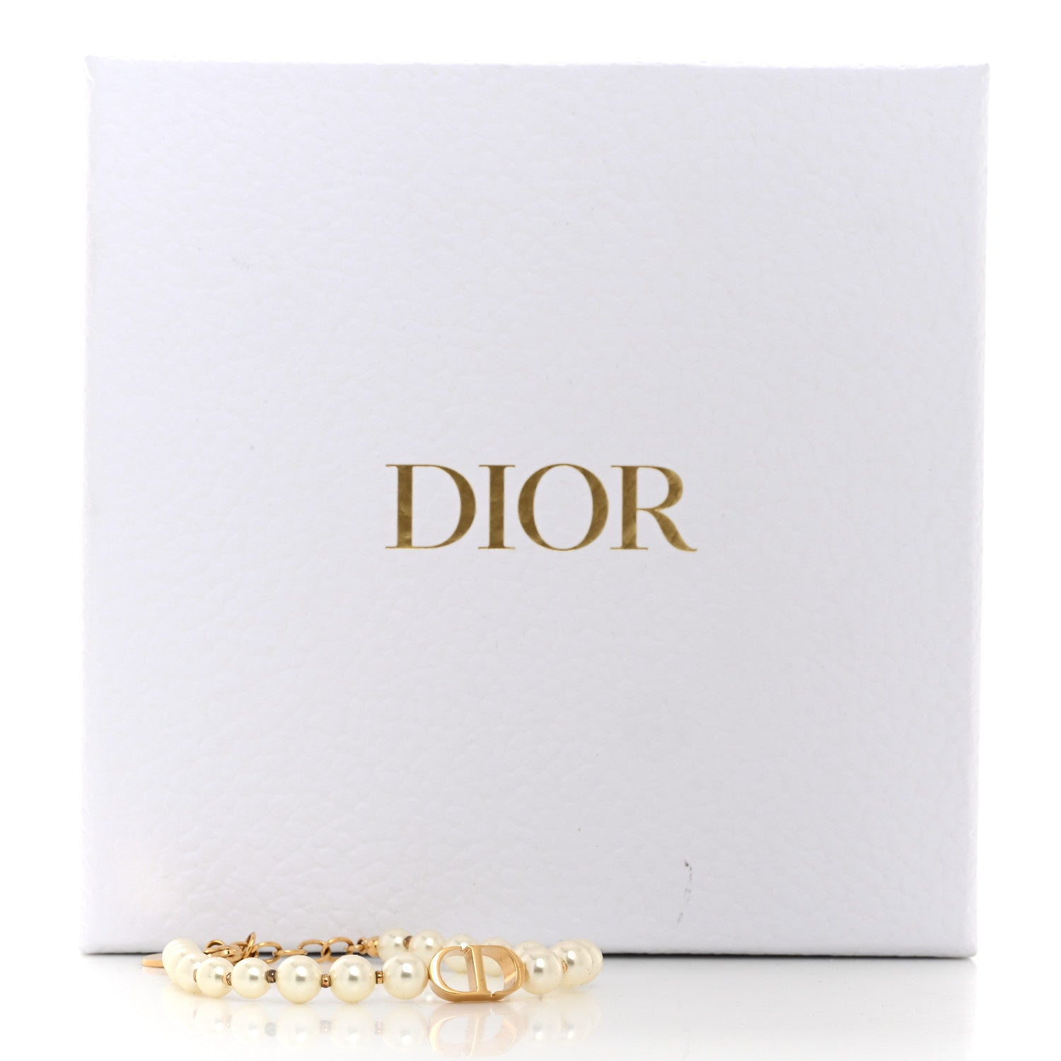 Christian Dior Pearl 30 Montaigne Bracelet Gold 5 of 5