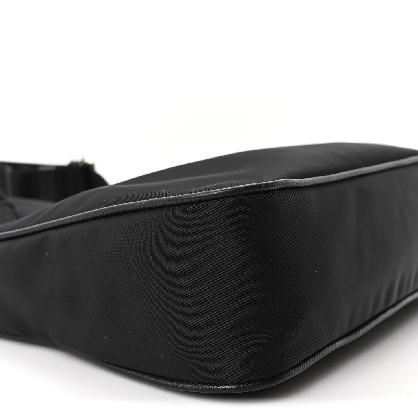 Re-Nylon Saffiano Re-Edition 2005 Shoulder Bag Black