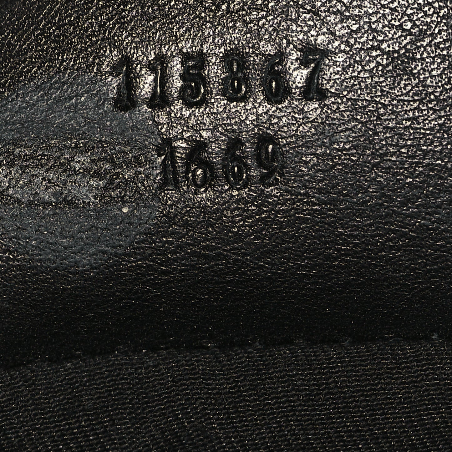 Calfskin Medium Horsebit Chain Hobo Black