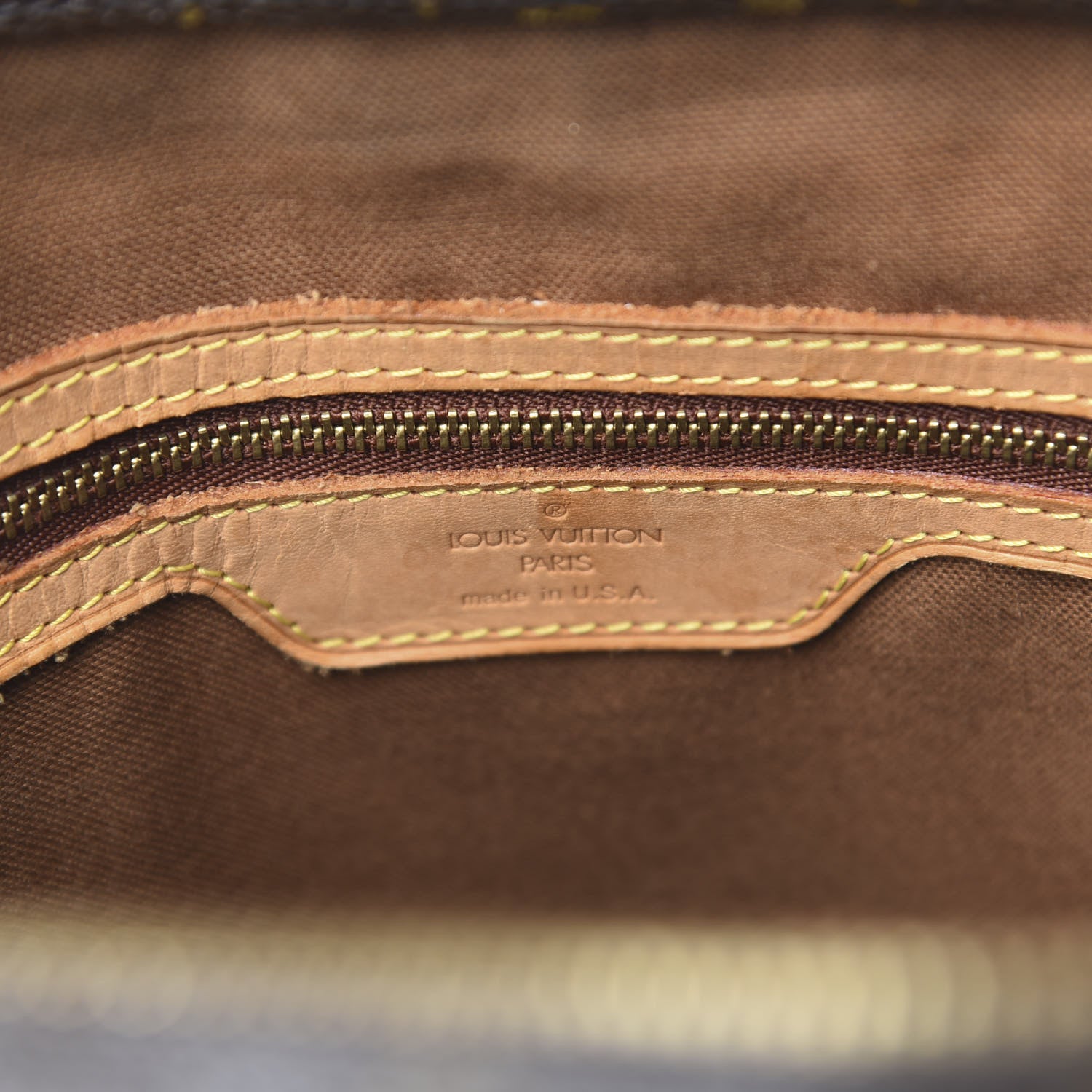 Louis Vuitton Monogram Cabas Mezzo 5 of 17
