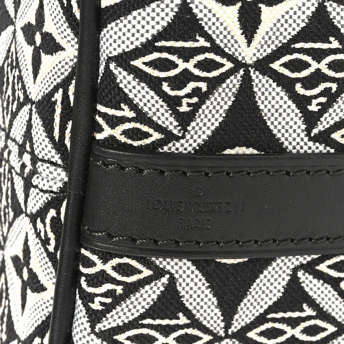 Jacquard Since 1854 Speedy Bandouliere 25 Black