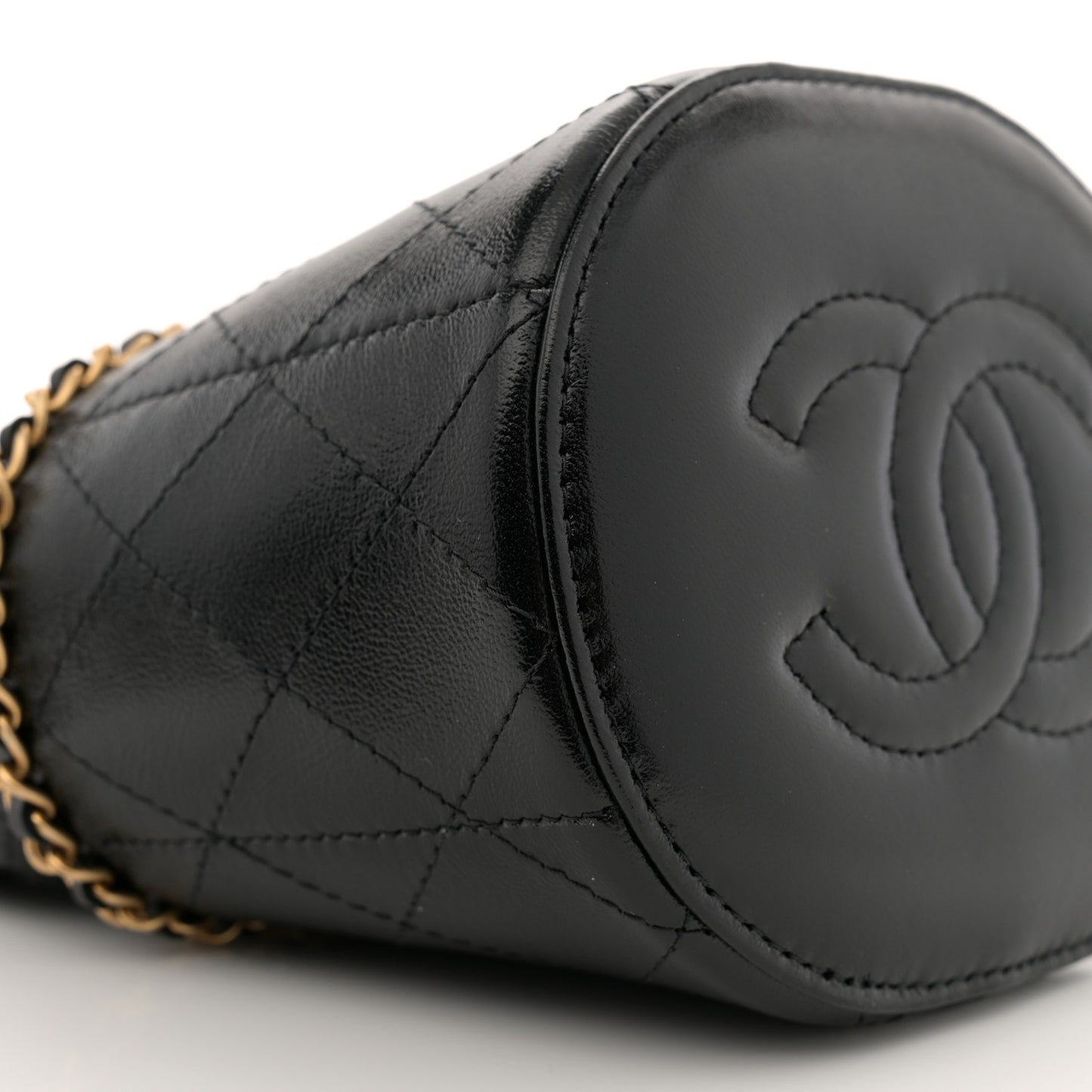 Shiny Lambskin Quilted Nauticoco Bucket Bag Black