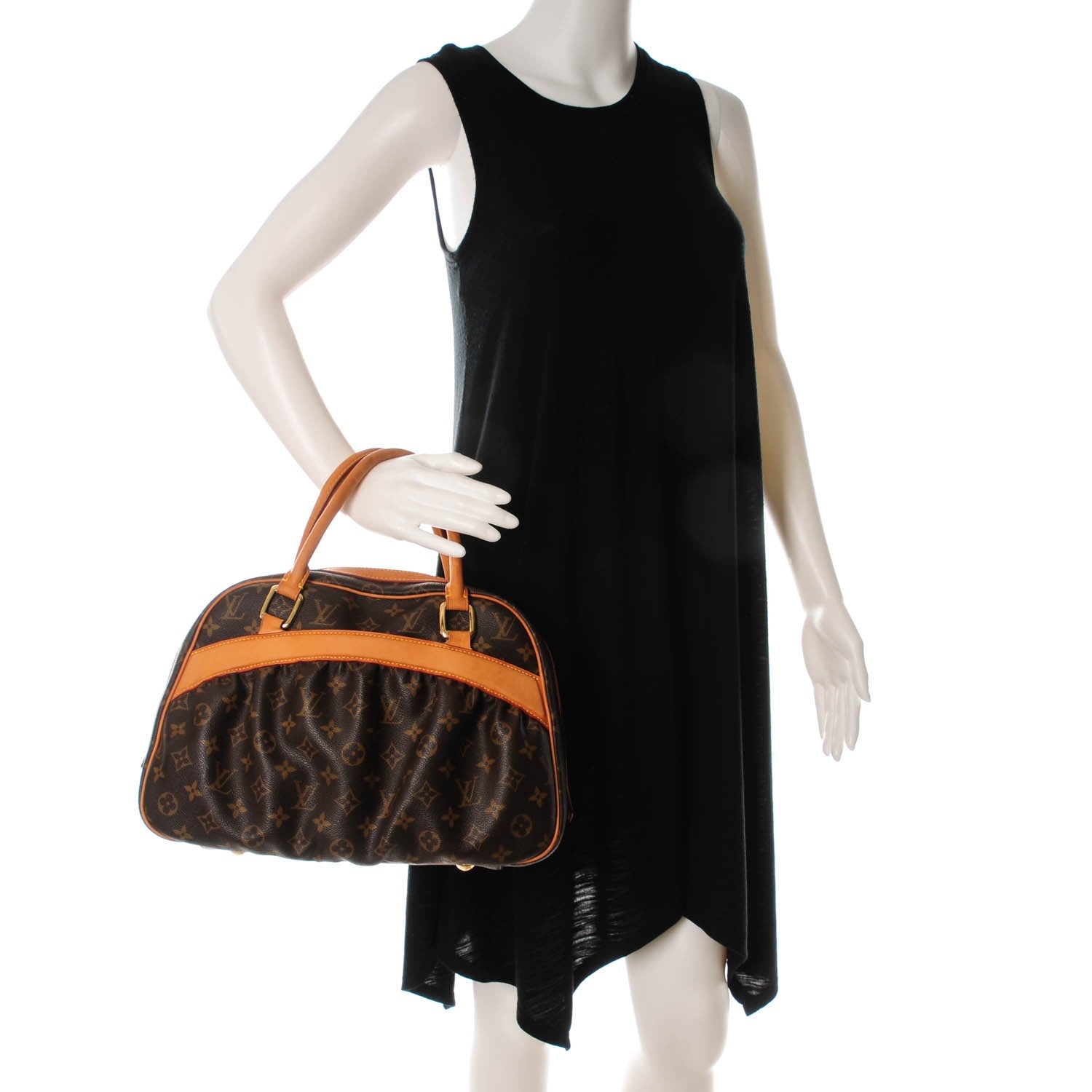 Louis Vuitton Monogram Mizi 2 of 7