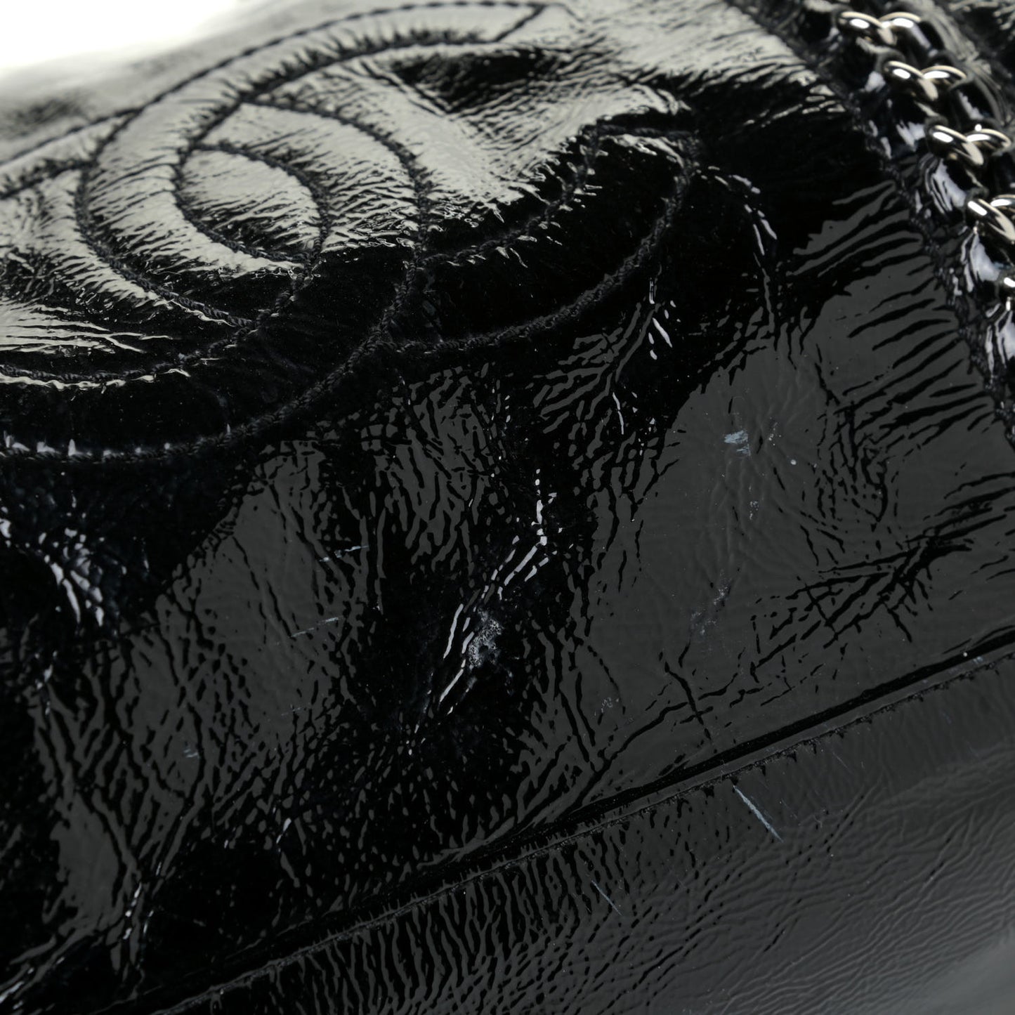 Patent Calfskin Large Luxe Ligne Tote Black
