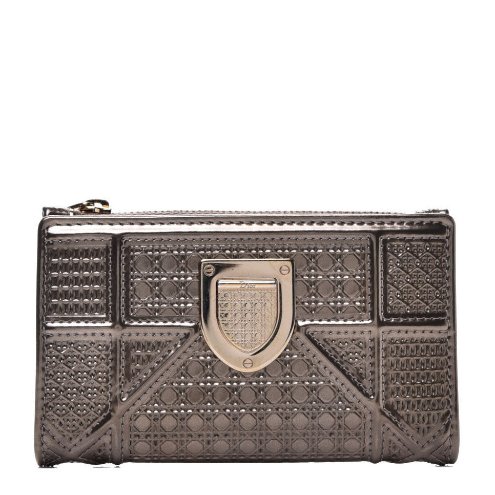 Metallic Patent Micro-Cannage Diorama Medium Wallet Champagne