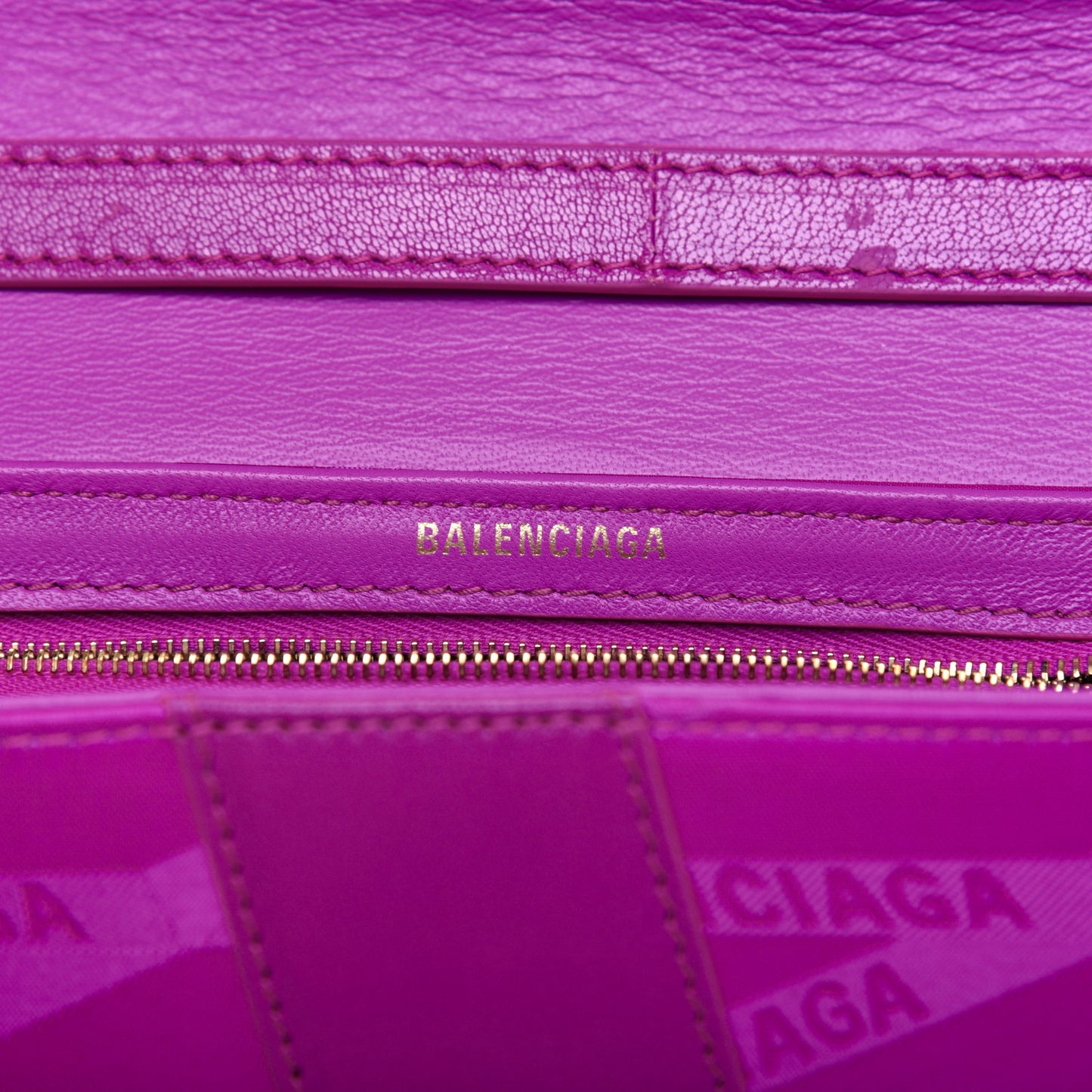 Jacquard Nylon Calfskin Shift Wallet On Strap Pink