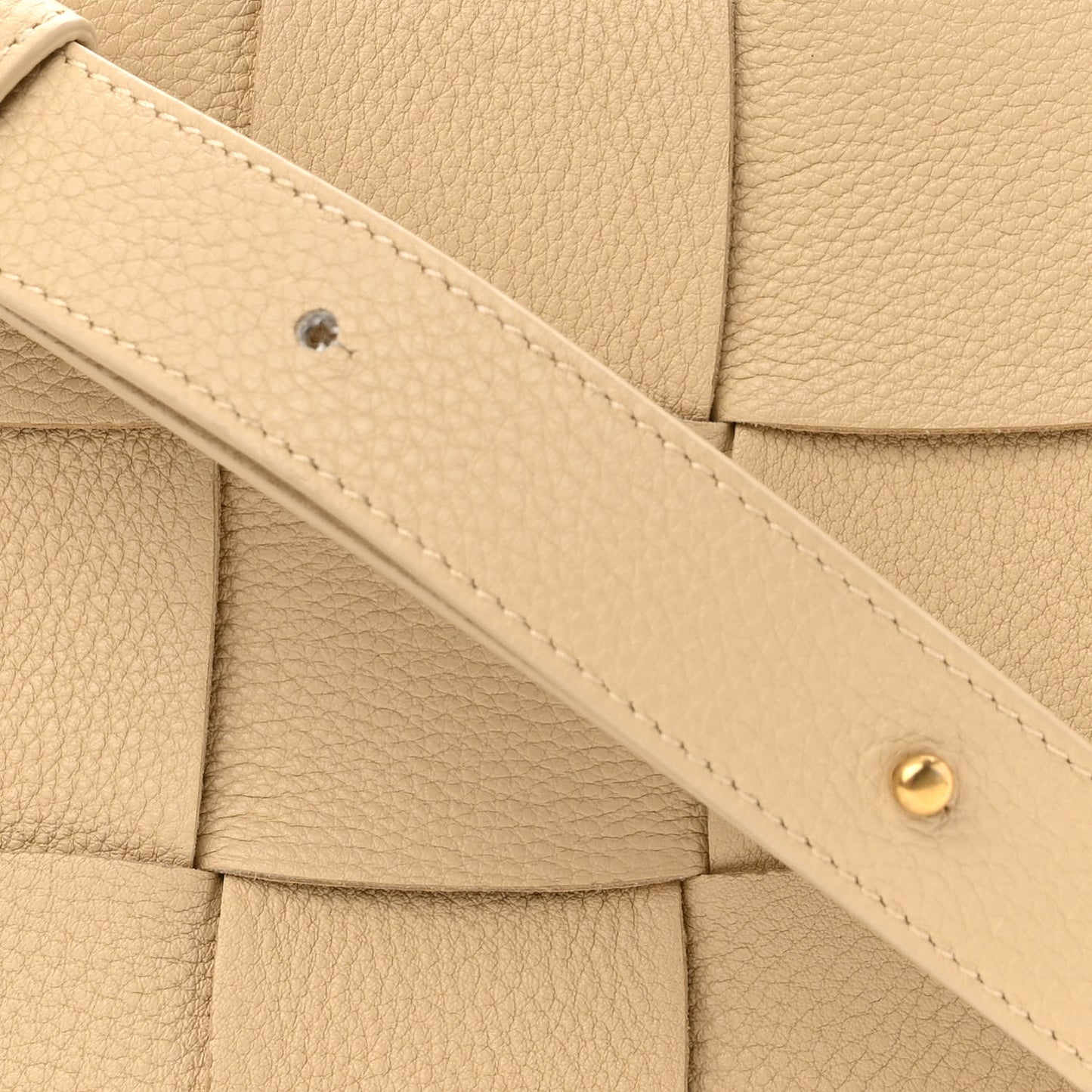 Grained Calfskin Maxi Intrecciato Cassette Crossbody Bag Porridge
