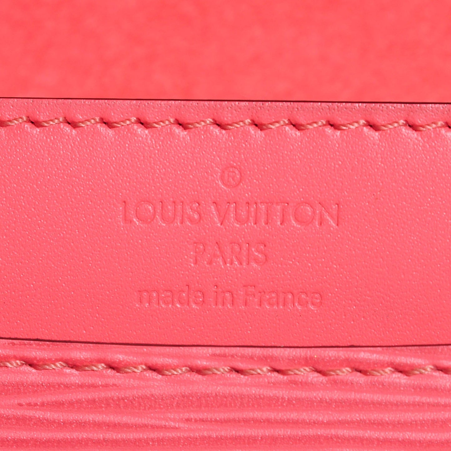 Epi Louise Strap PM Corail