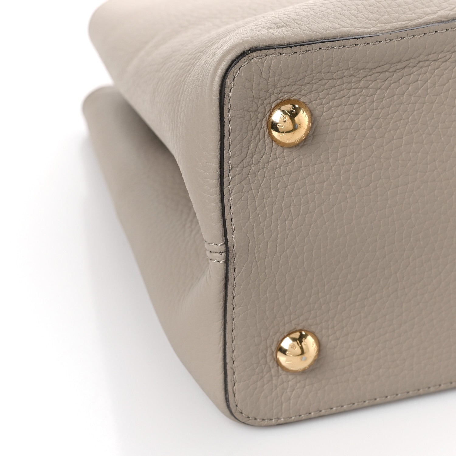 Louis Vuitton Taurillon Capucines MM Galet 7 of 8