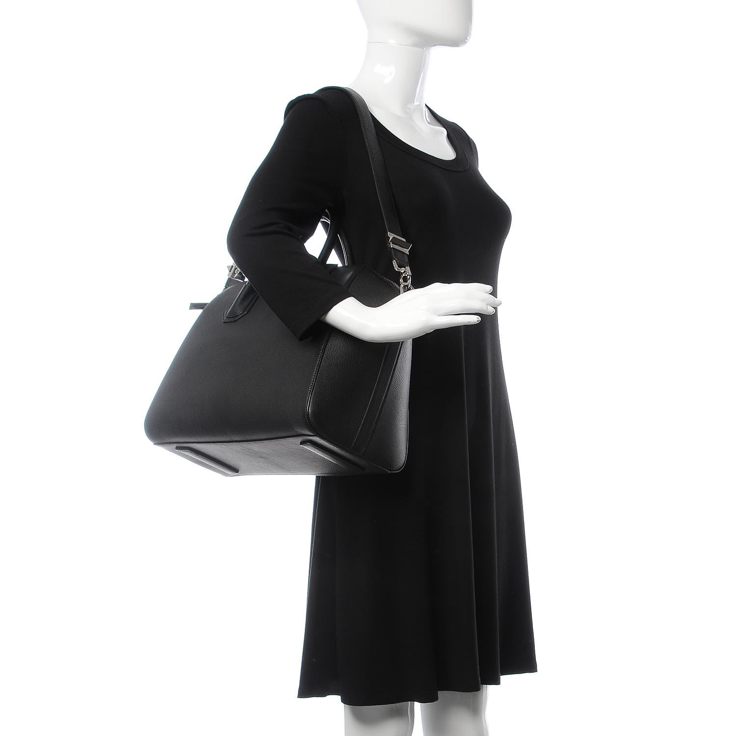 Givenchy Sugar Goatskin Medium Antigona Black 2 of 11