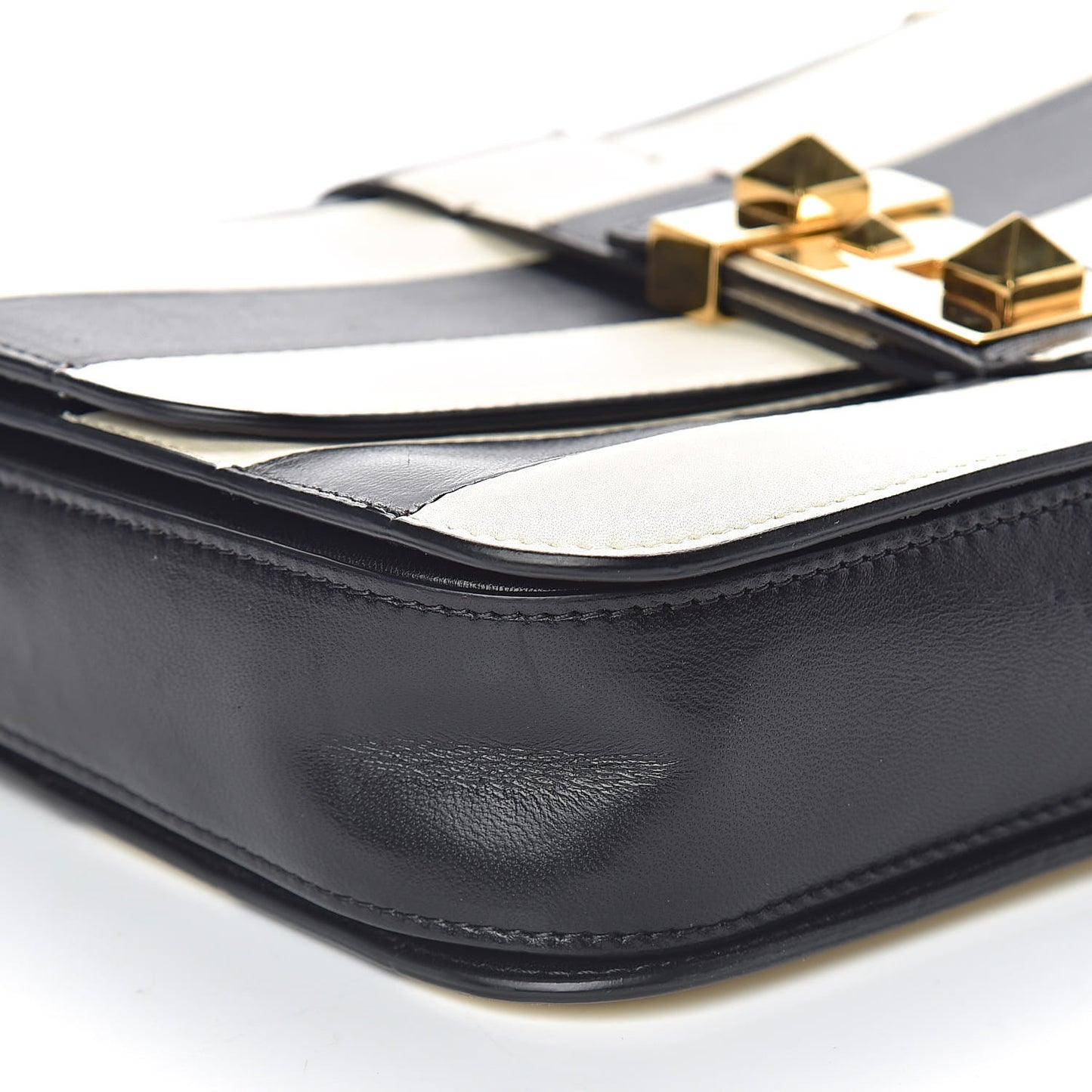 Nappa Striped B-Rockstud Flap Black Light Ivory